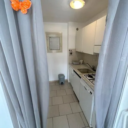 I Certali Residence, Boulevard Pierre Pasquini. Ile Rousse, Corsica * L'Ile-Rousse (Corsica)