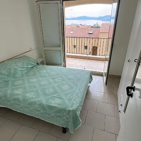 Apartment I Certali Residence, Boulevard Pierre Pasquini. Ile Rousse, Corsica L'Ile-Rousse (Corsica)