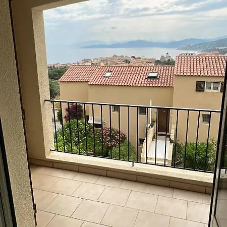 I Certali Residence, Boulevard Pierre Pasquini. Ile Rousse, Corsica Apartment
